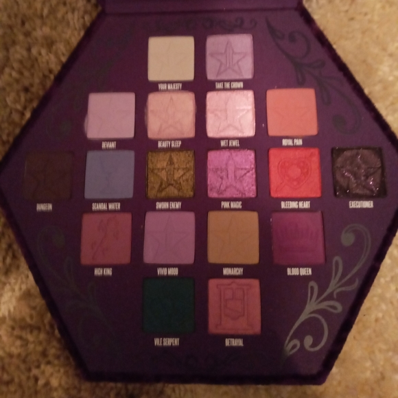 Bloodlust Pallett and Mini Lip bundle - Picture 4 of 5